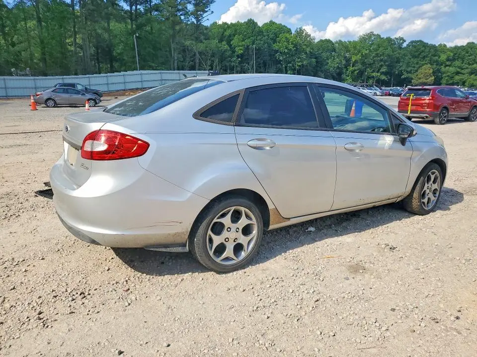 2011 FORD FIESTA SEL  