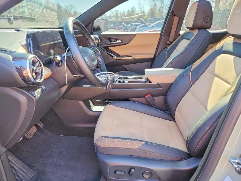 2025 CHEVROLET EQUINOX ACTIV  