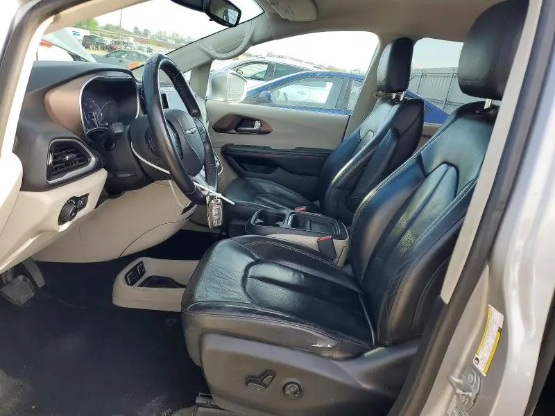 2017 CHRYSLER PACIFICA TOURING L  