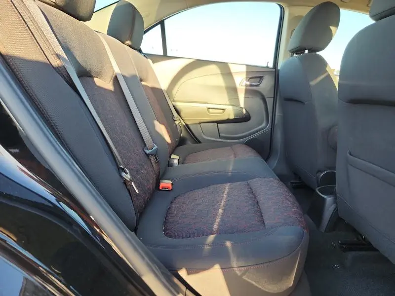 2017 CHEVROLET SONIC LT  