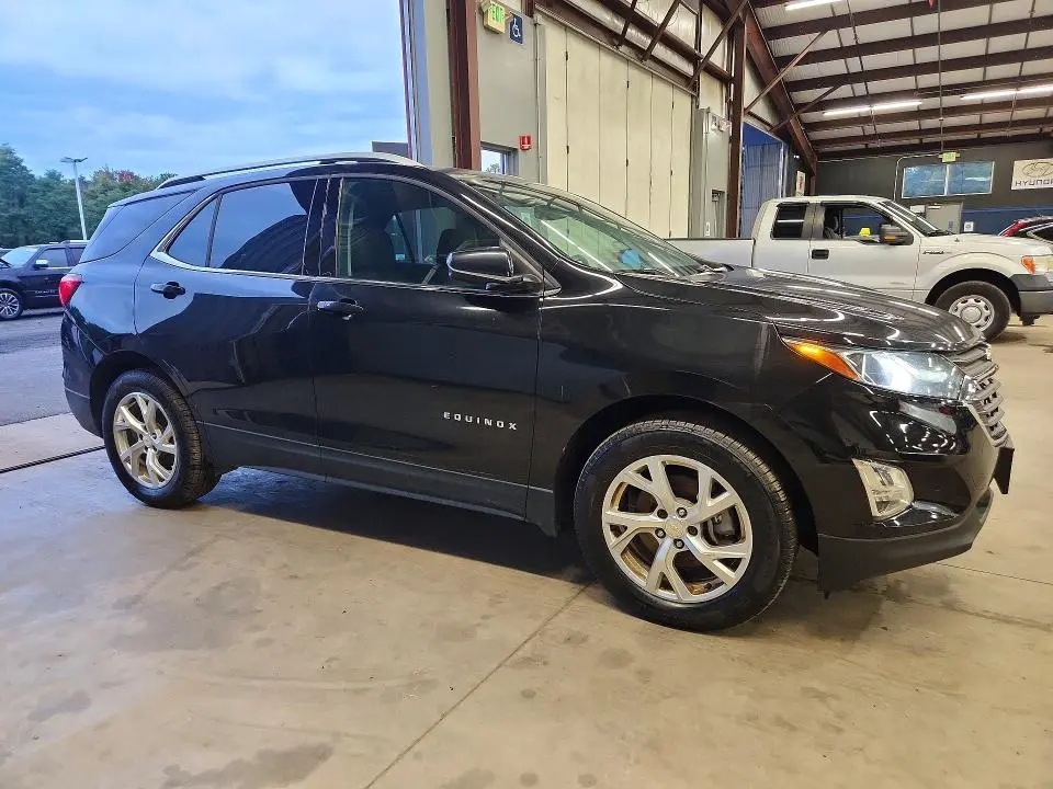 2020 CHEVROLET EQUINOX LT  