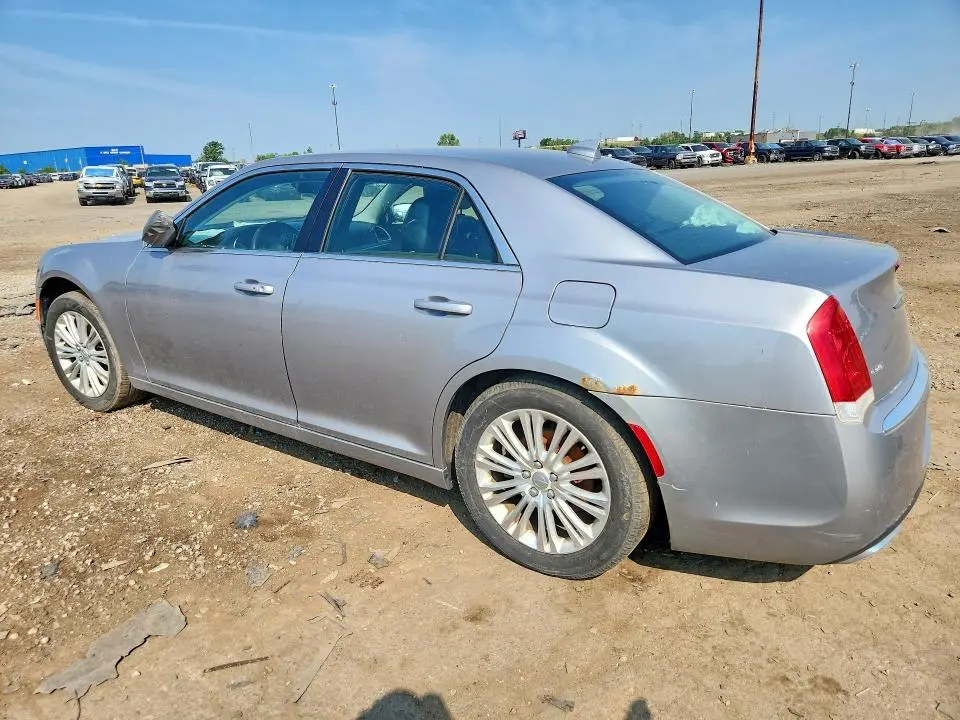2015 CHRYSLER 300 LIMITED  