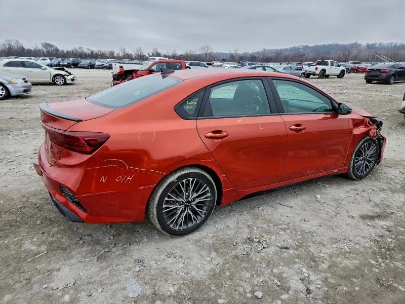 2022 KIA FORTE GT LINE  