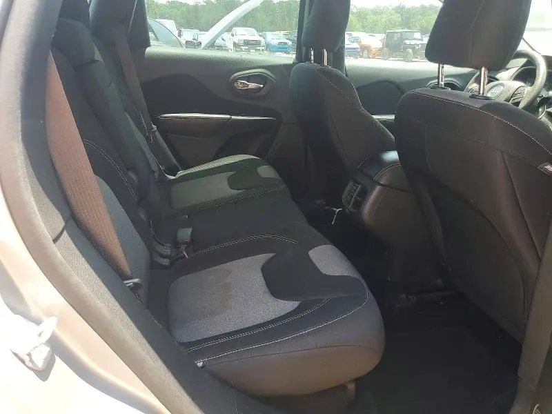 2014 JEEP CHEROKEE SPORT  