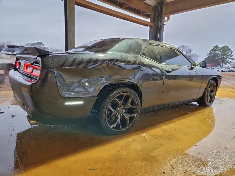 2016 DODGE CHALLENGER SXT  