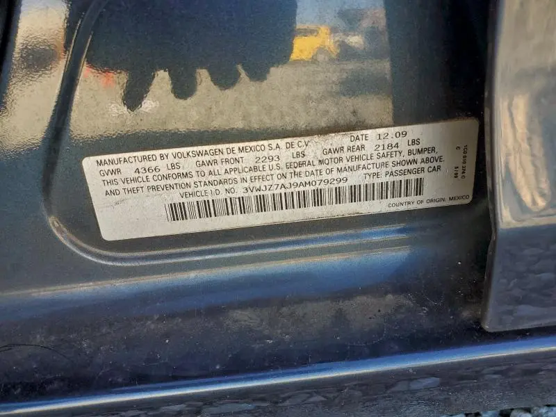 2010 VOLKSWAGEN JETTA S  