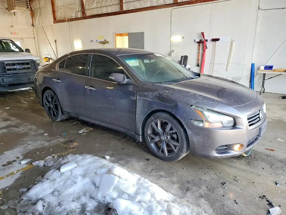 2013 NISSAN MAXIMA S  
