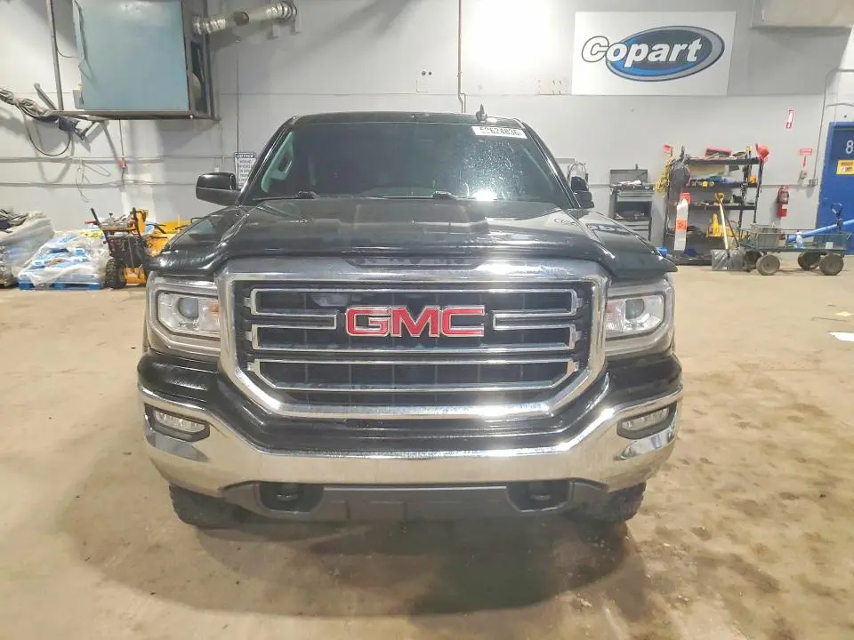 2017 GMC SIERRA K1500 SLE  