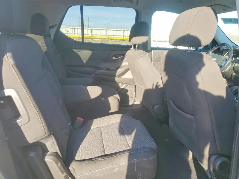 2021 CHEVROLET TRAVERSE LT  