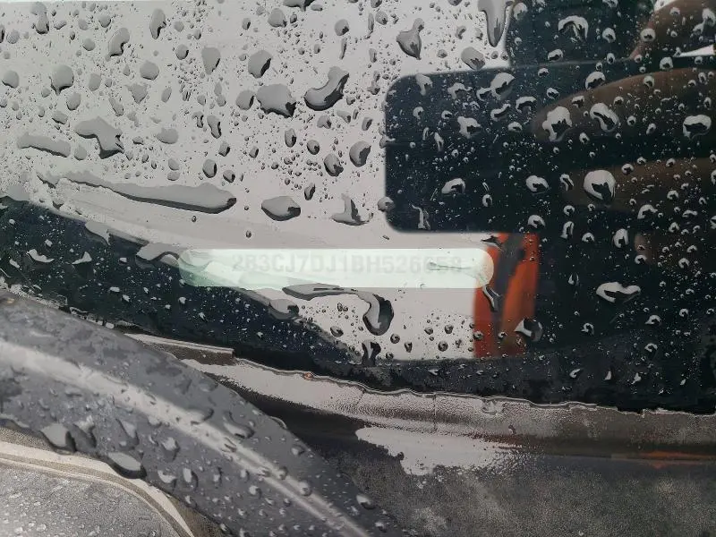 2011 DODGE CHALLENGER SRT-8  