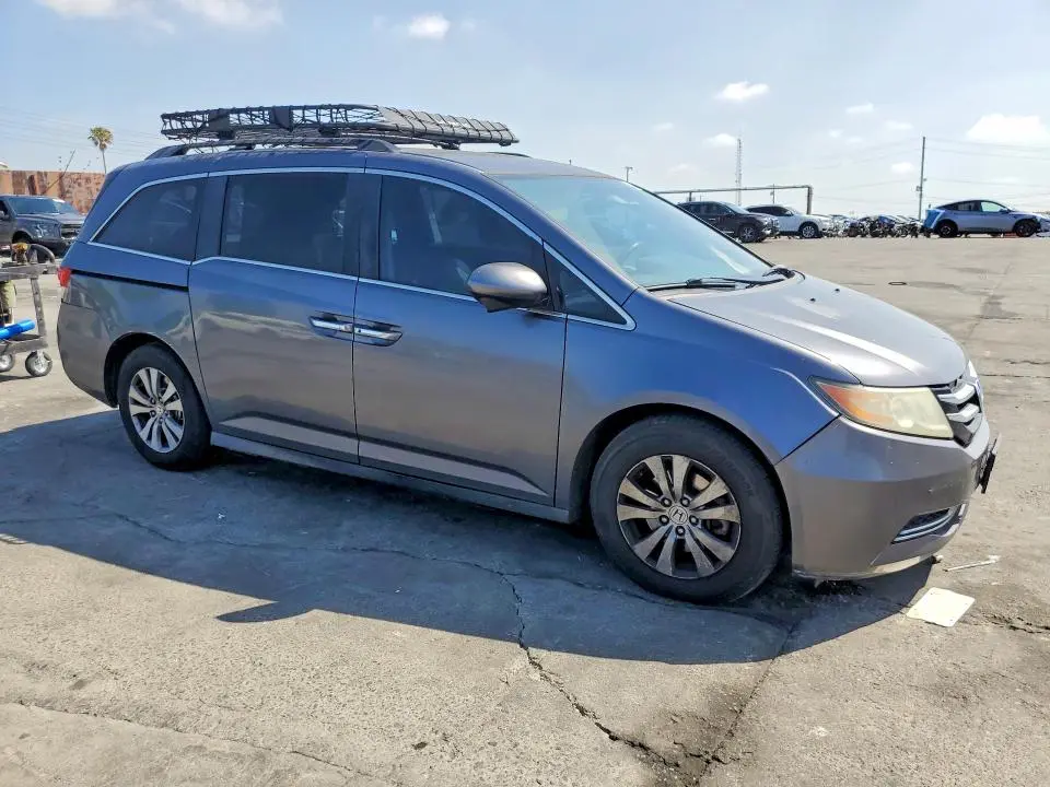 2016 HONDA ODYSSEY SE  