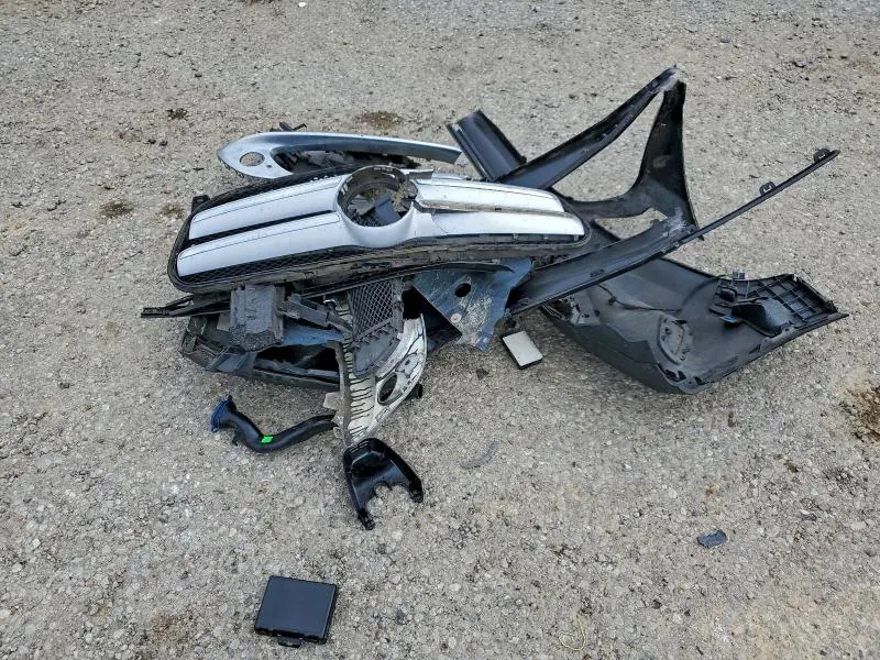 2015 MERCEDES-BENZ GLA 250  