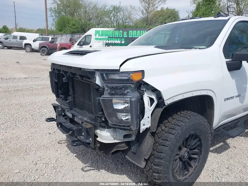 2020 CHEVROLET SILVERADO 2500HD 4WD  STANDARD BED WT