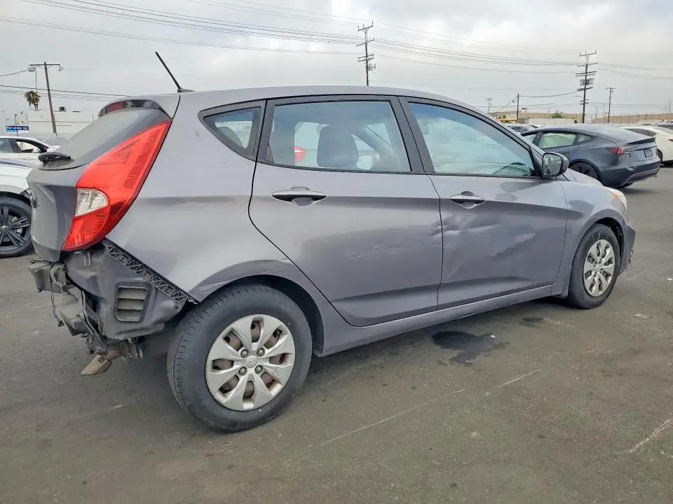 2016 HYUNDAI ACCENT SE  