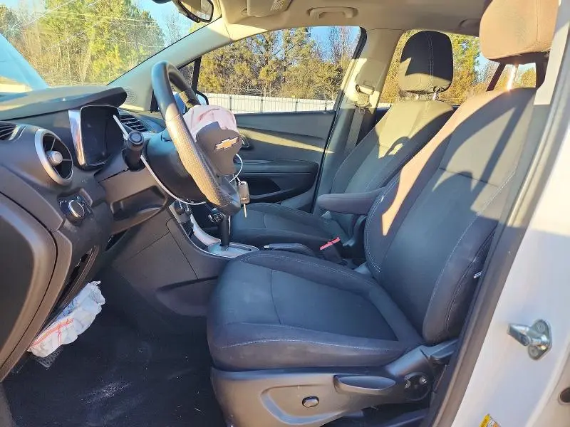 2015 CHEVROLET TRAX 1LT  