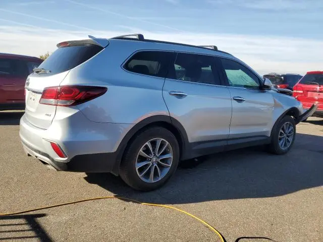 2018 HYUNDAI SANTA FE SE  