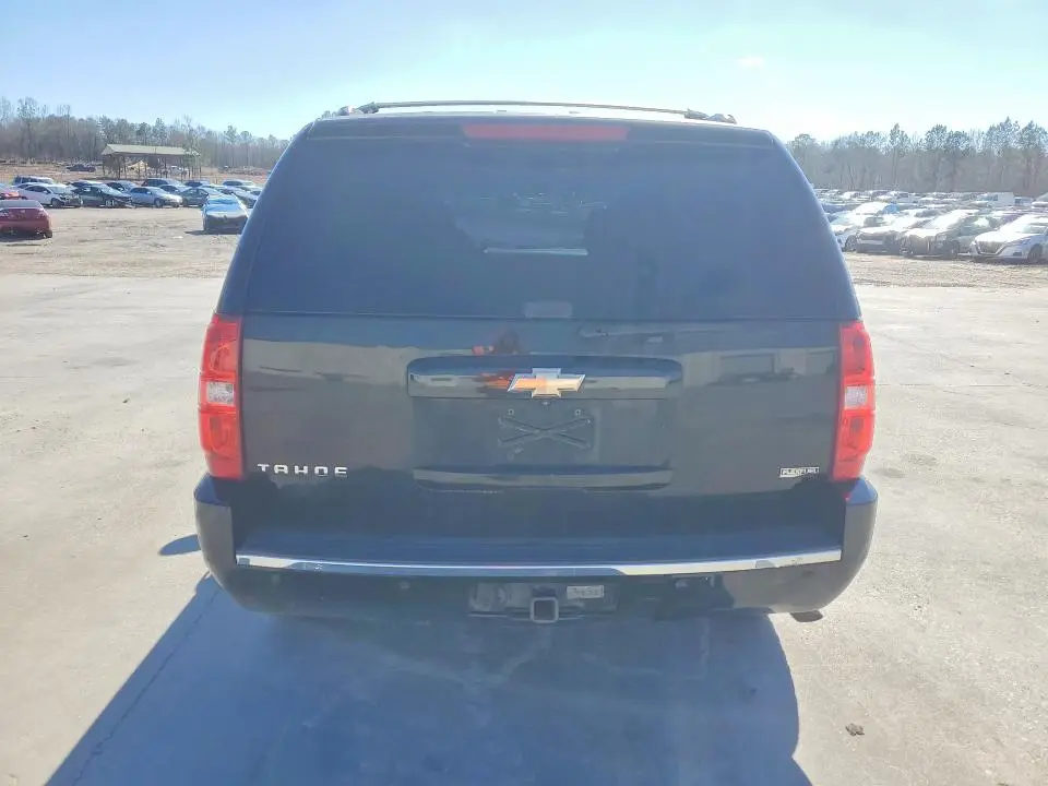 2011 CHEVROLET TAHOE K1500 LTZ  