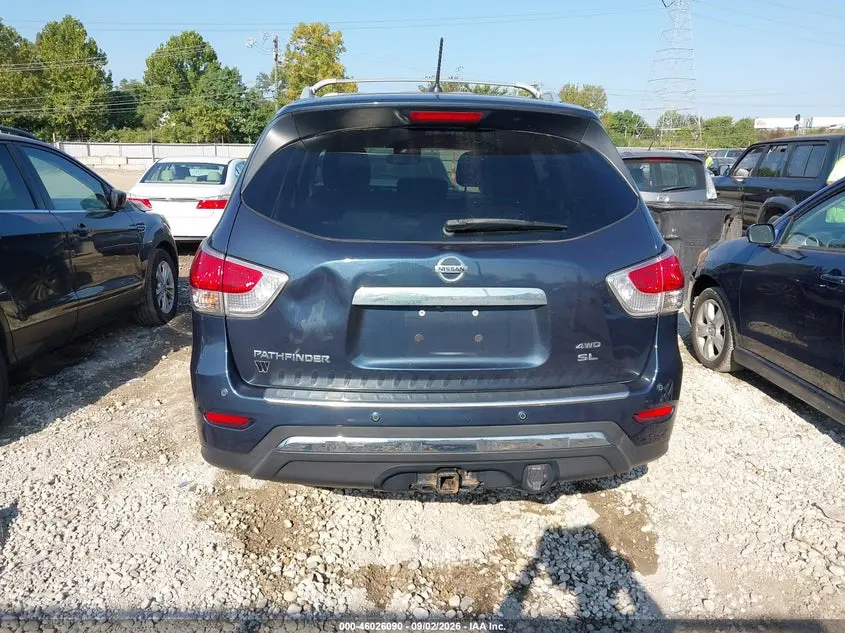 2016 NISSAN PATHFINDER SL