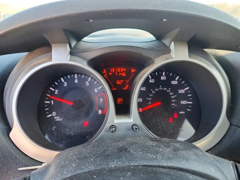 2013 NISSAN JUKE S  