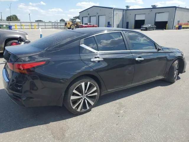 2021 NISSAN ALTIMA SR  