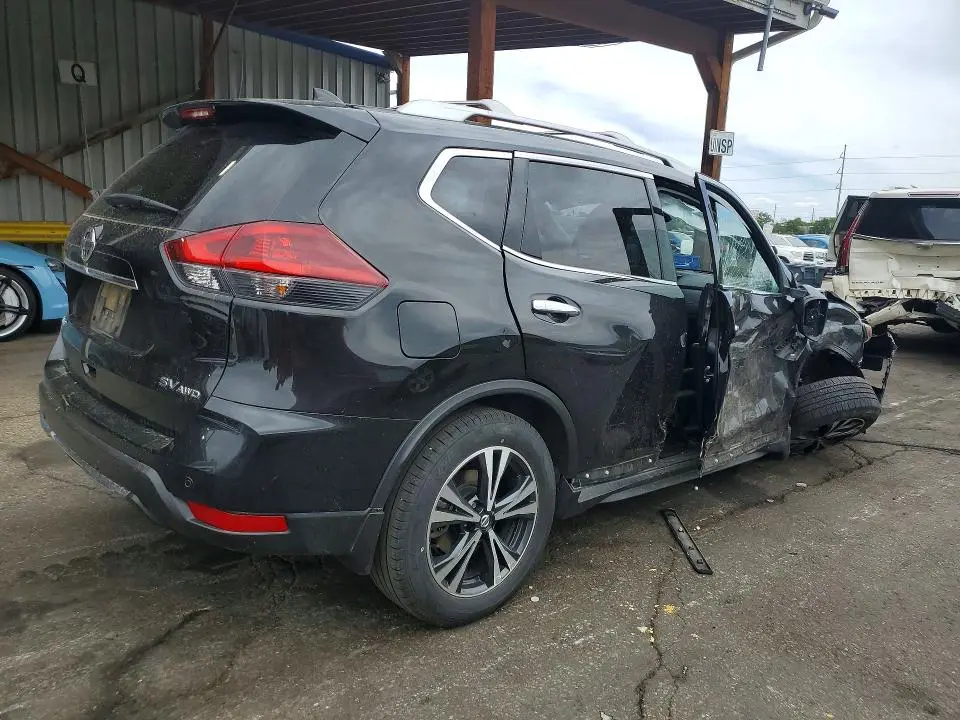 2020 NISSAN ROGUE SV  
