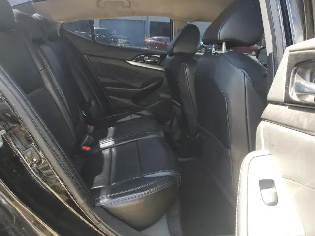 2020 NISSAN MAXIMA SV  