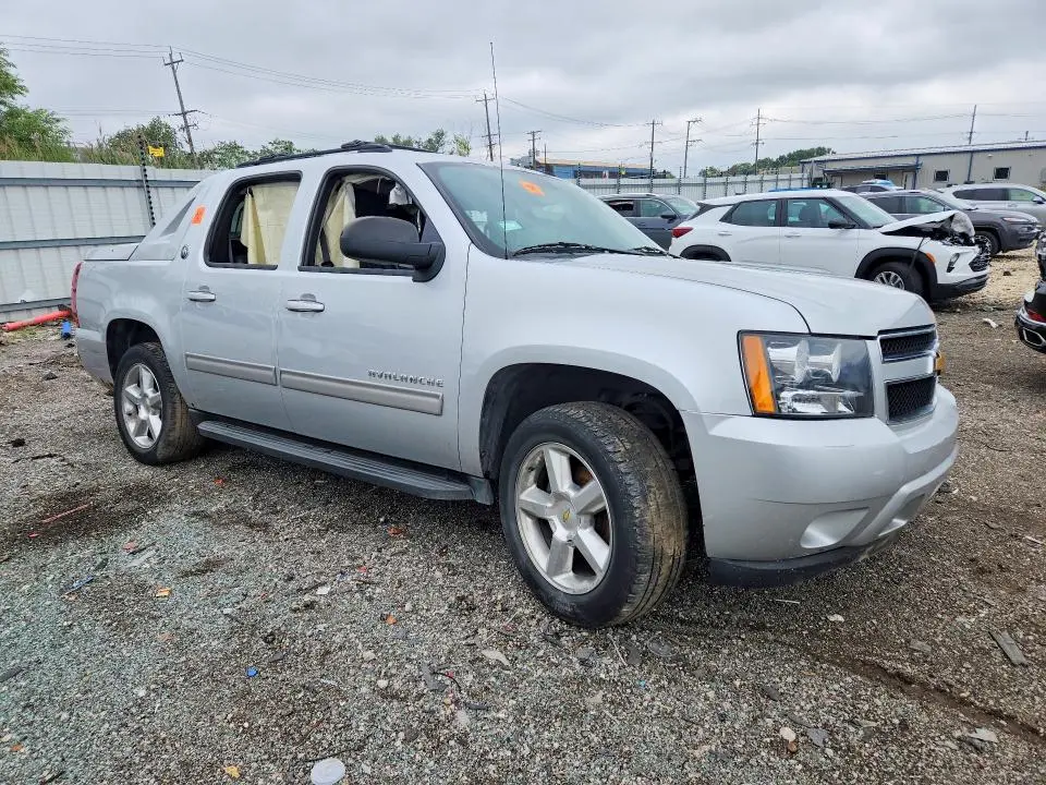 2013 CHEVROLET AVALANCHE LT  