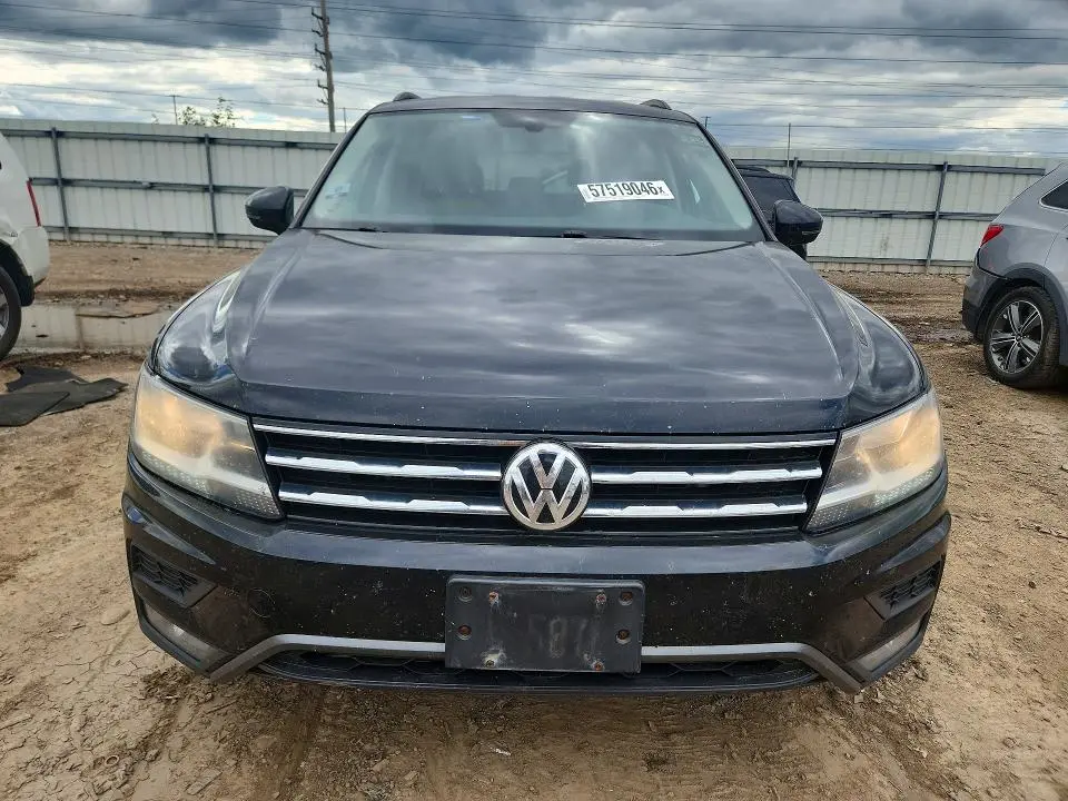 2018 VOLKSWAGEN TIGUAN SE  