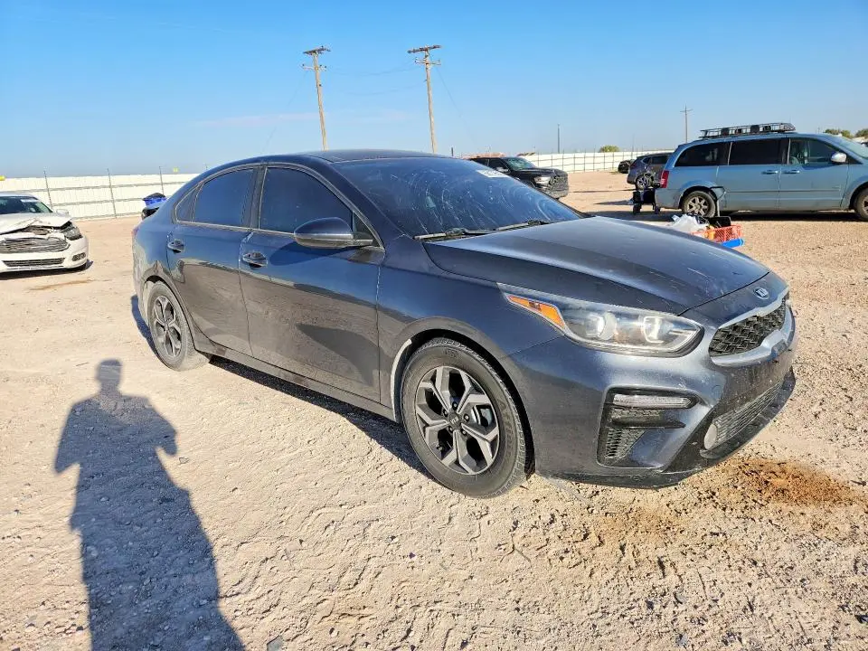 2020 KIA FORTE LXS  