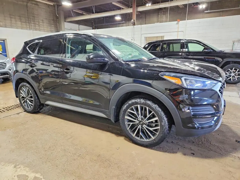 2021 HYUNDAI TUCSON SEL  