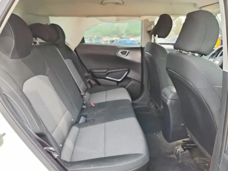 2020 KIA SOUL S  