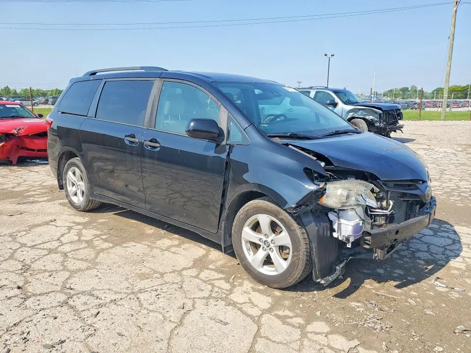 2020 TOYOTA SIENNA L  