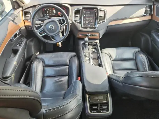 2018 VOLVO XC90 T6  