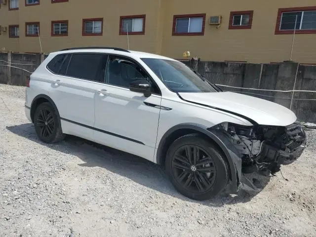 2022 VOLKSWAGEN TIGUAN SE R-LINE BLACK  