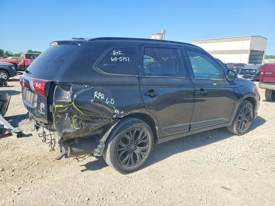 2018 MITSUBISHI OUTLANDER SE  
