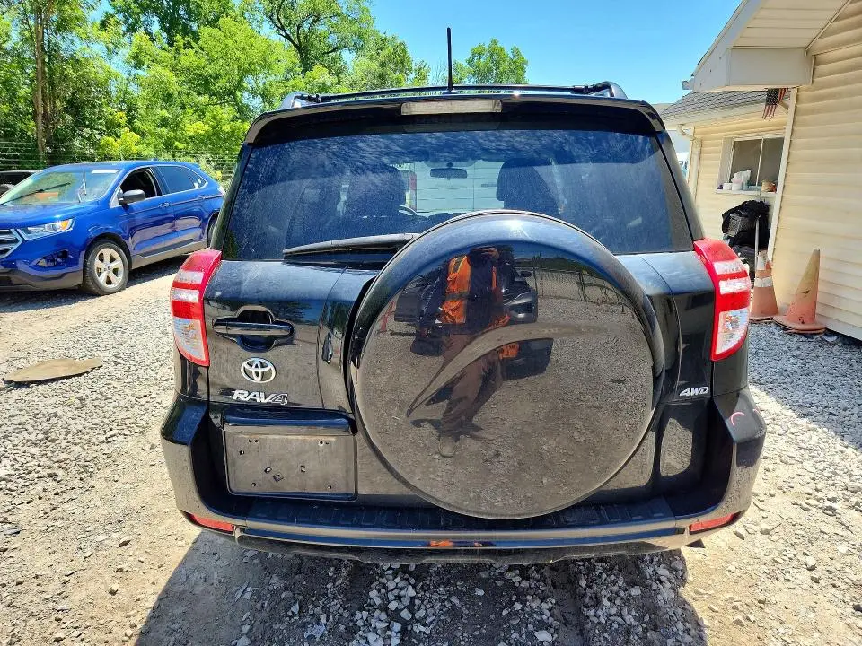 2012 TOYOTA RAV4 BASE  