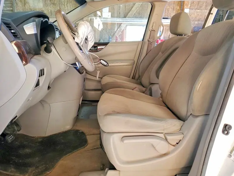 2013 NISSAN QUEST S  