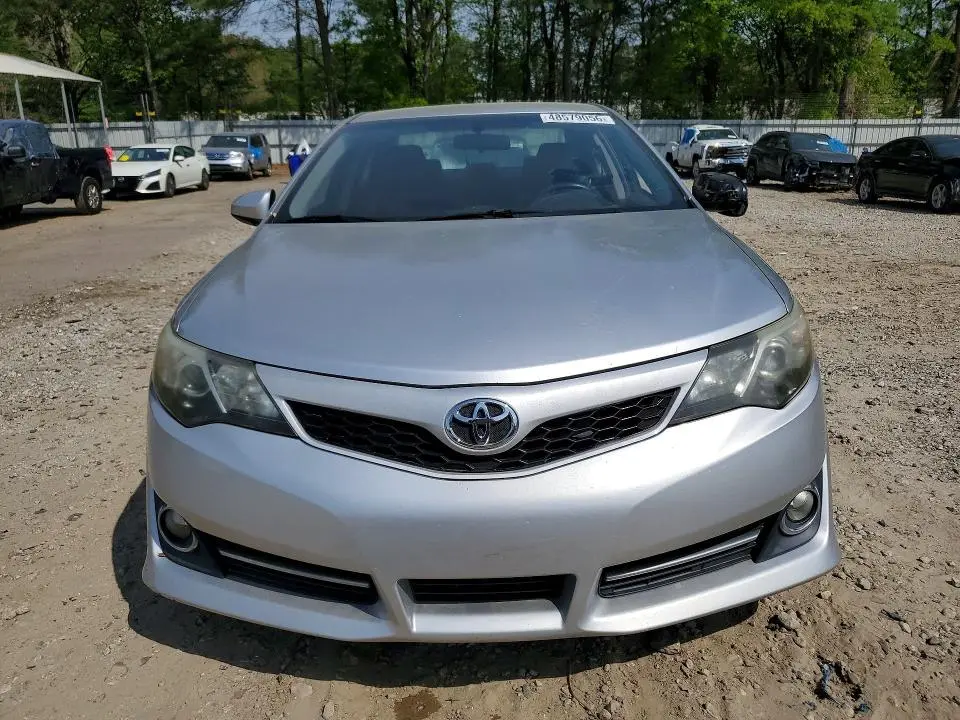 2012 TOYOTA CAMRY SE  