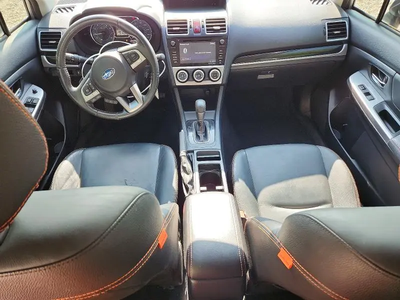 2016 SUBARU CROSSTREK LIMITED  