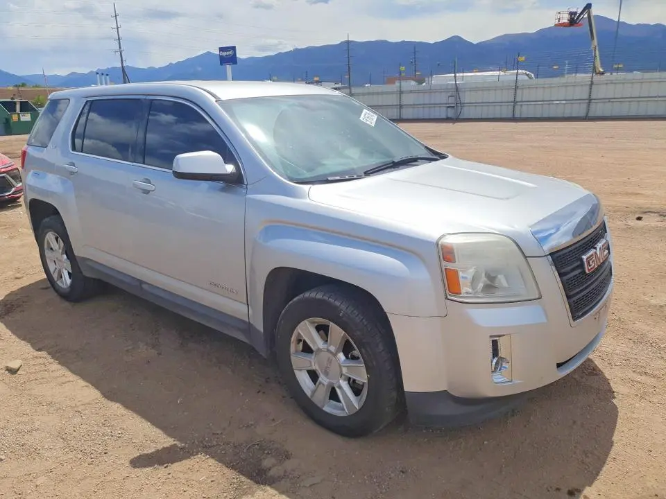 2013 GMC TERRAIN SLE  