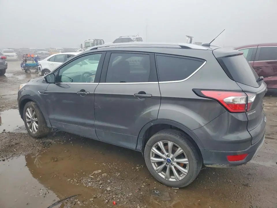 2017 FORD ESCAPE TITANIUM  