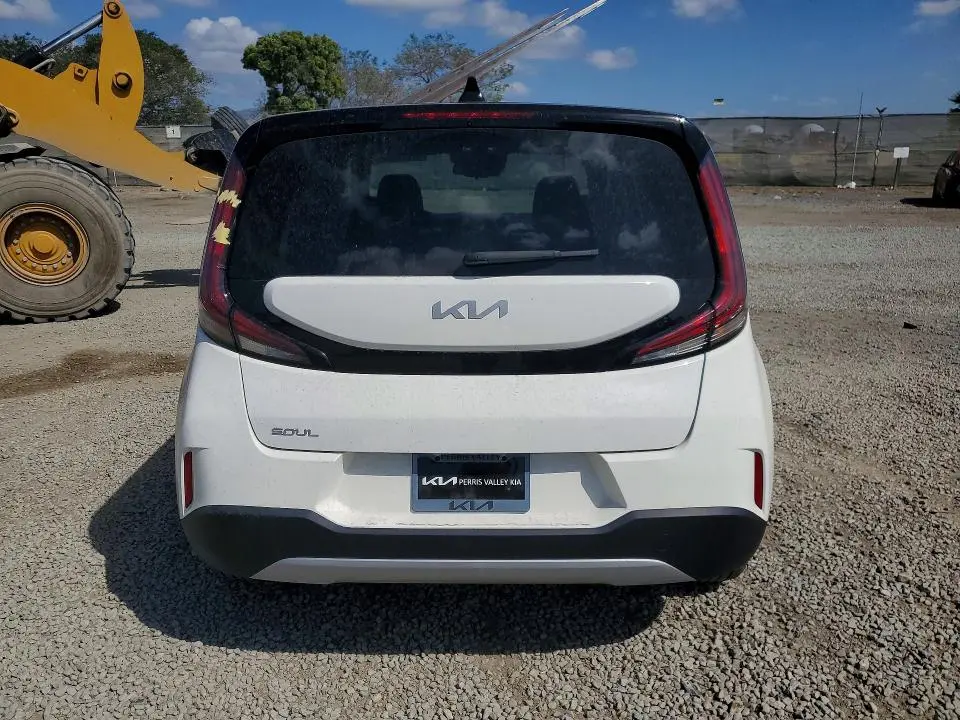 2024 KIA SOUL S  