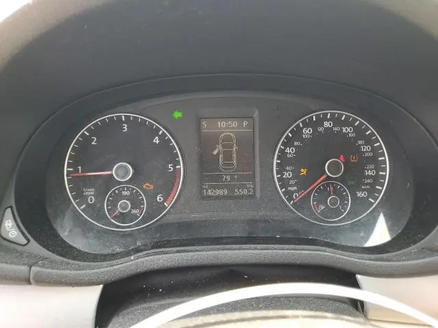 2013 VOLKSWAGEN PASSAT SE  