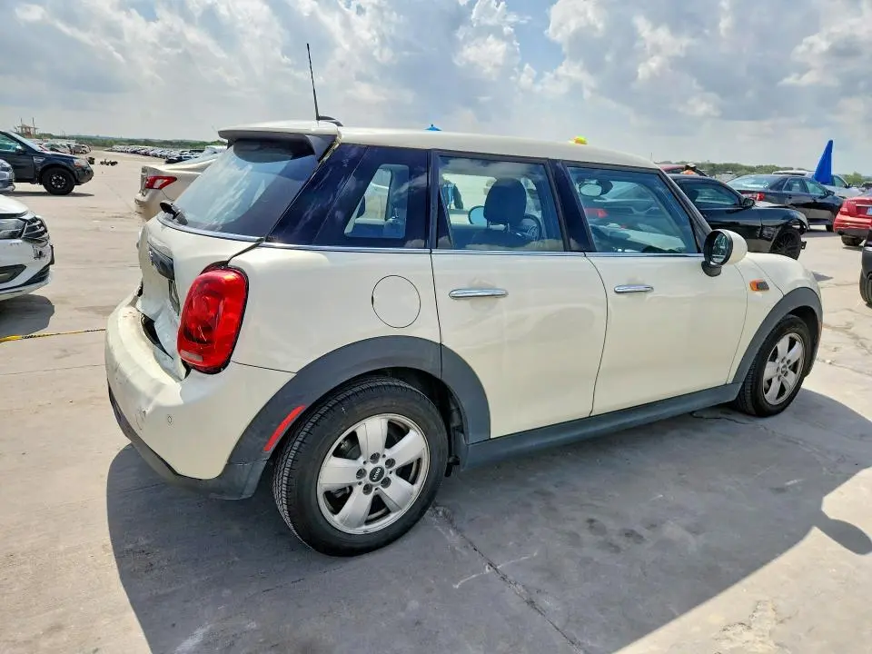 2019 MINI COOPER   