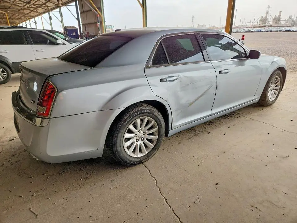 2013 CHRYSLER 300 LIMITED  