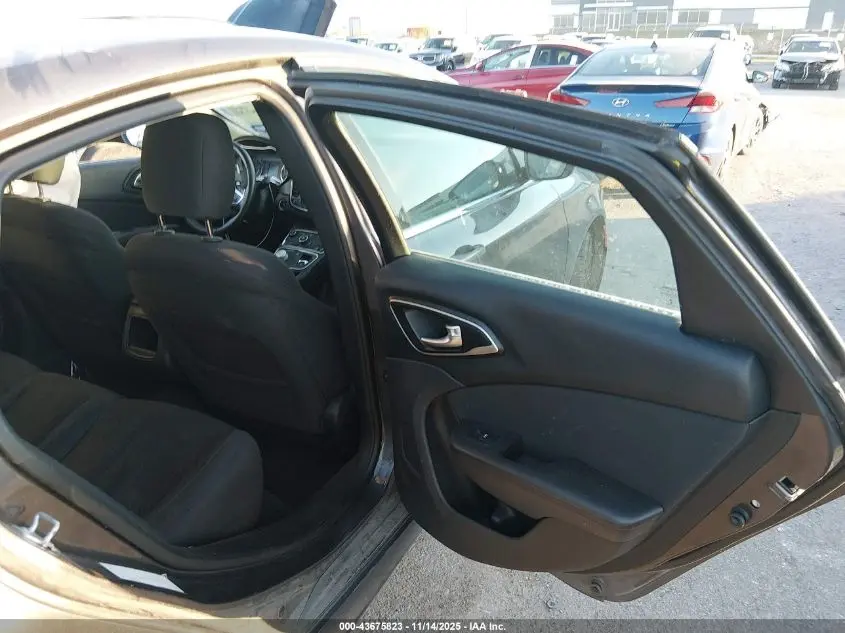 2015 CHRYSLER 200 LIMITED