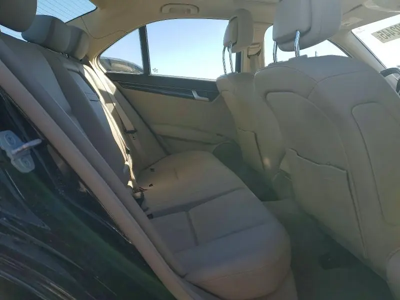 2013 MERCEDES-BENZ C 250  