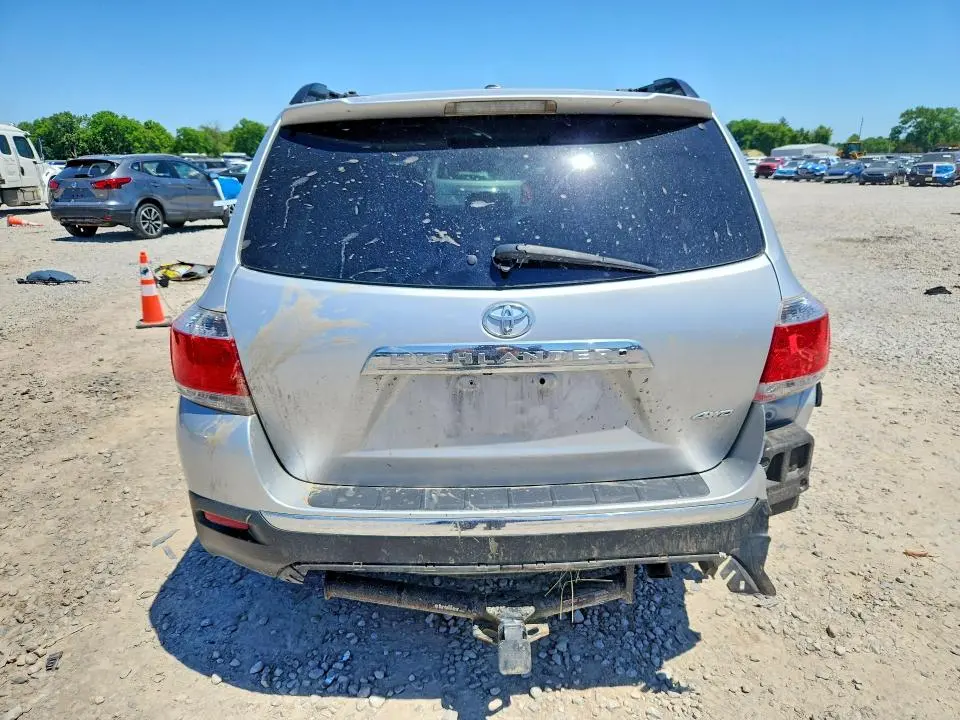 2012 TOYOTA HIGHLANDER   