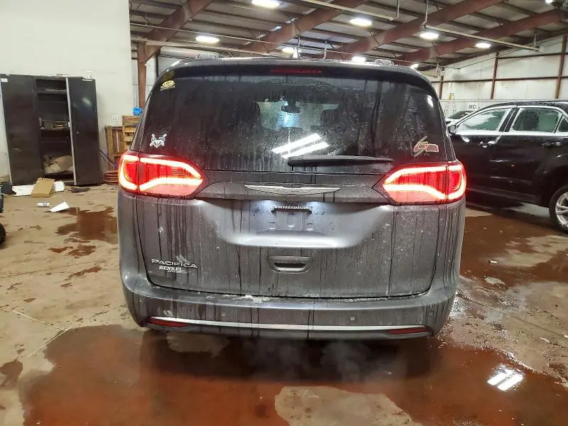 2017 CHRYSLER PACIFICA TOURING L  