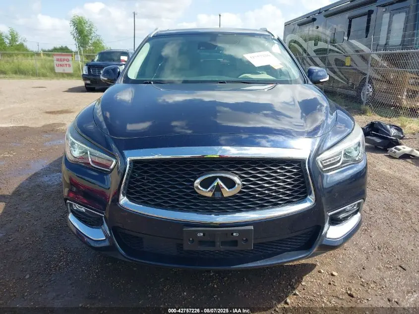 2019 INFINITI QX60 LUXE
